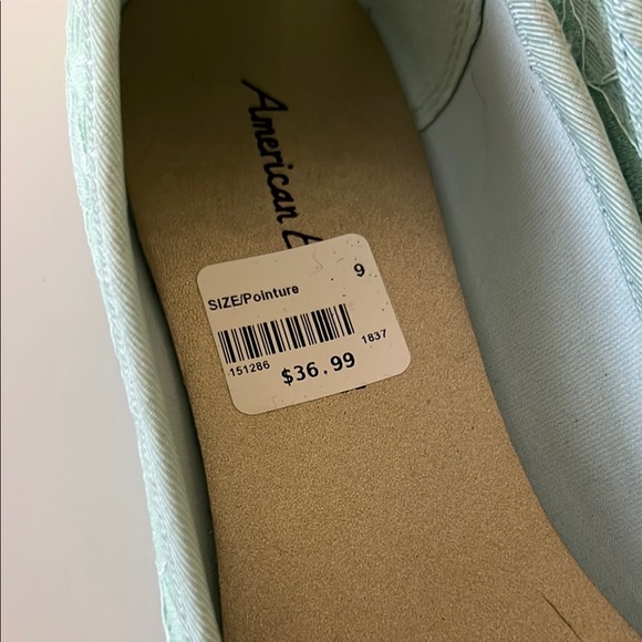 NWT American Eagle Outfitters Green Flats with Lace Overlay - Picture 3 of 4
